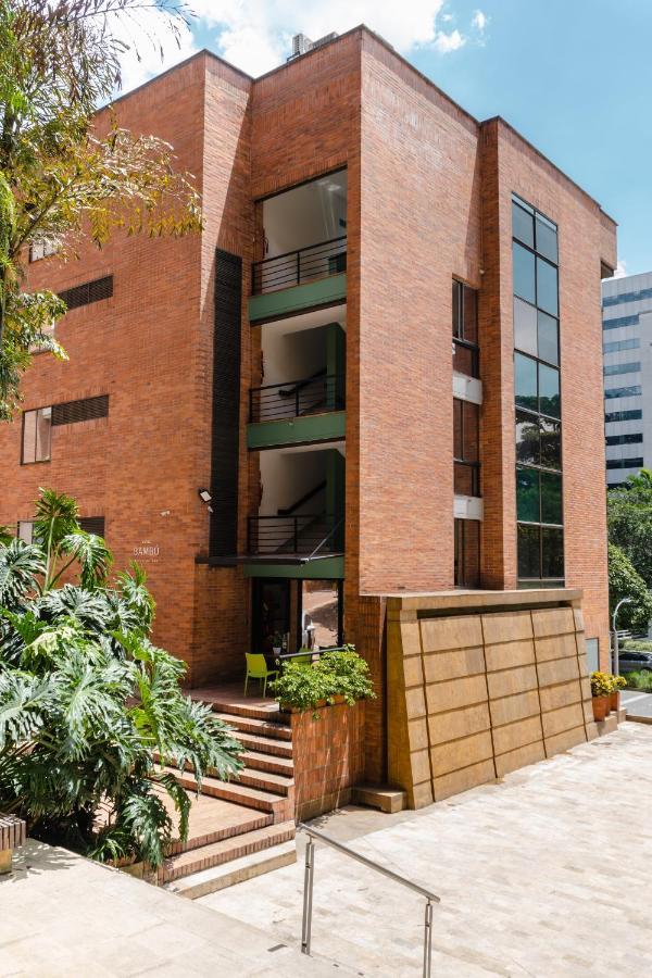 Hotel Bambu Milla De Oro Medellín Buitenkant foto