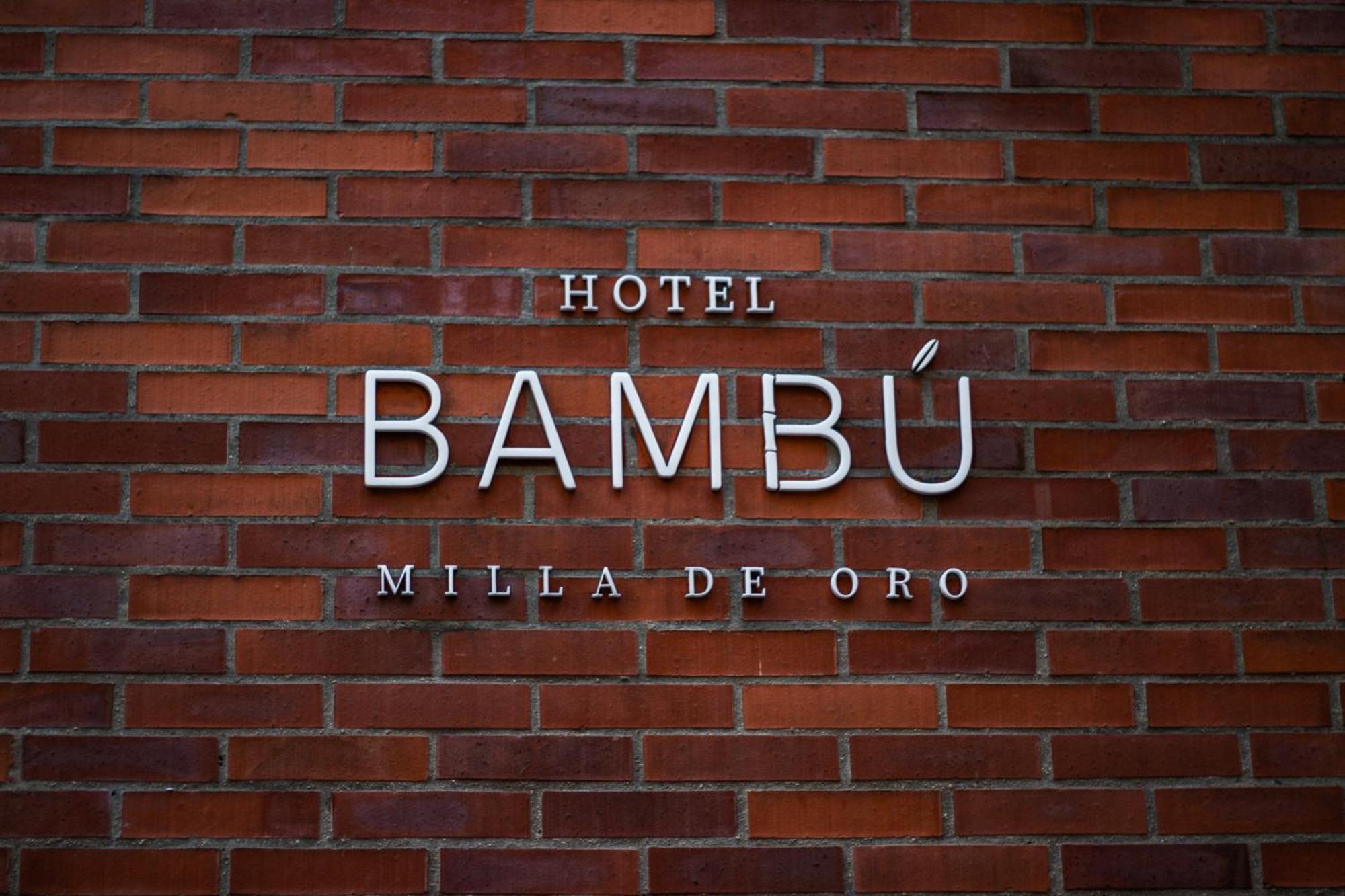 Hotel Bambu Milla De Oro Medellín Buitenkant foto