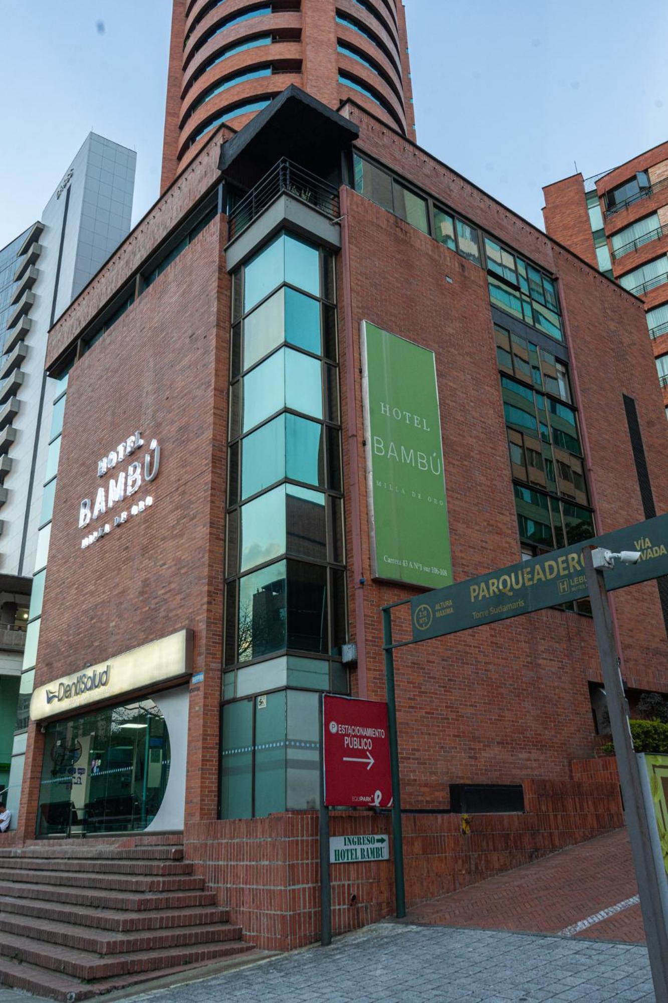 Hotel Bambu Milla De Oro Medellín Buitenkant foto