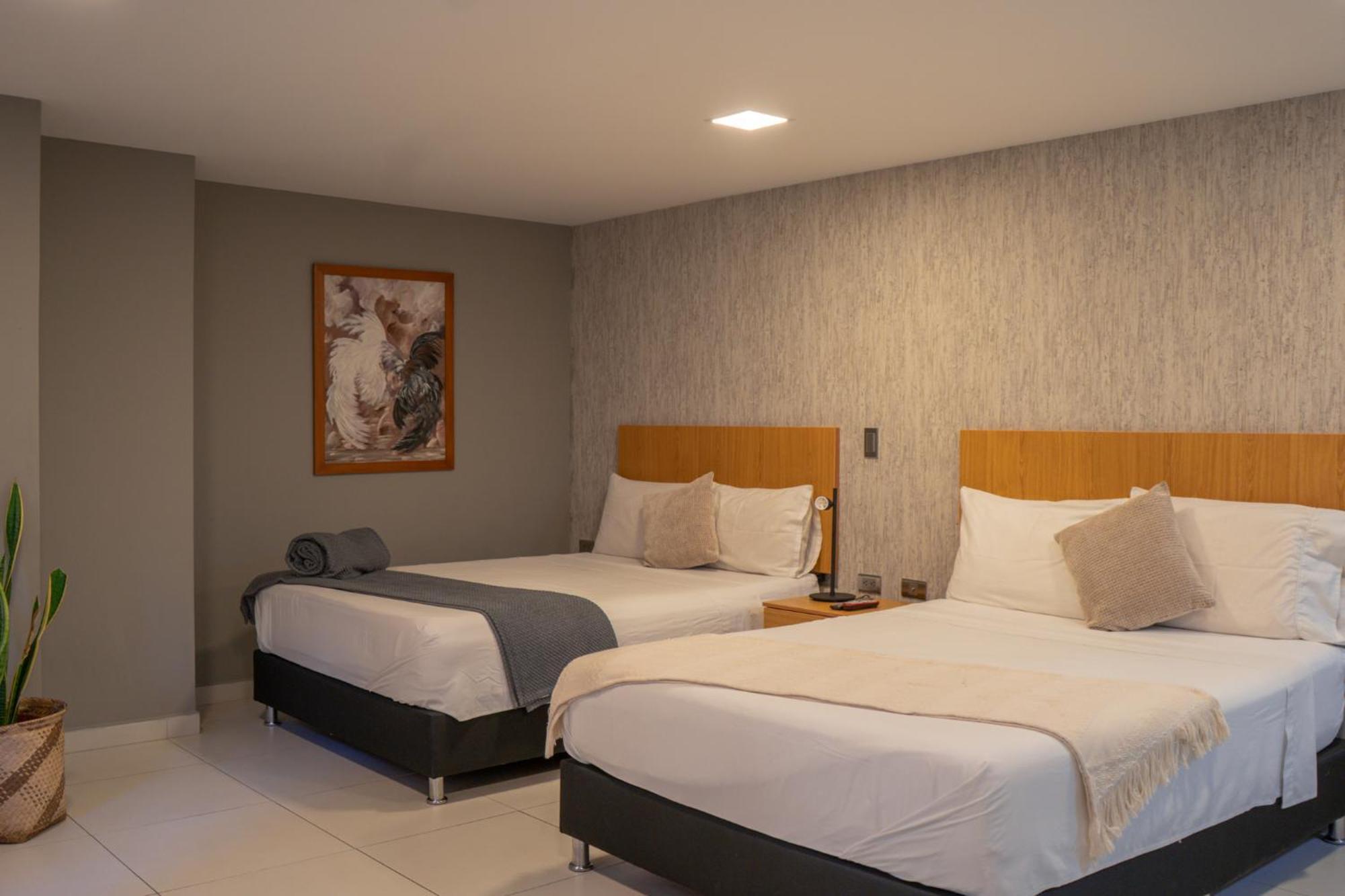 Hotel Bambu Milla De Oro Medellín Buitenkant foto