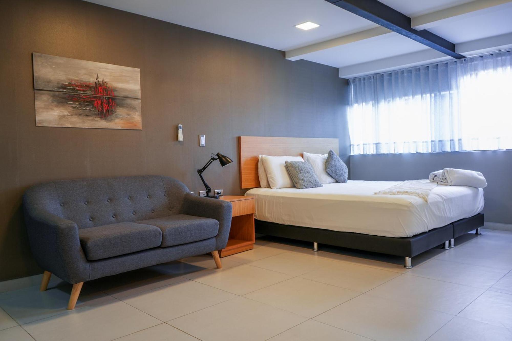 Hotel Bambu Milla De Oro Medellín Buitenkant foto