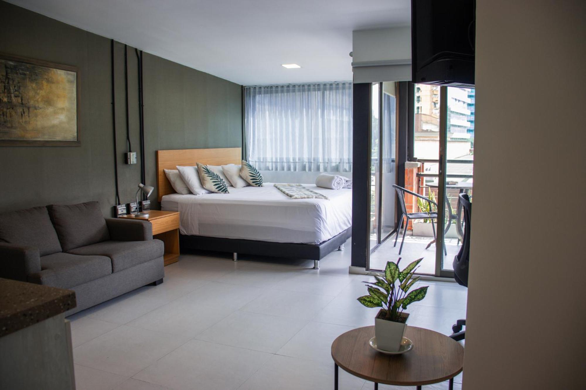 Hotel Bambu Milla De Oro Medellín Buitenkant foto