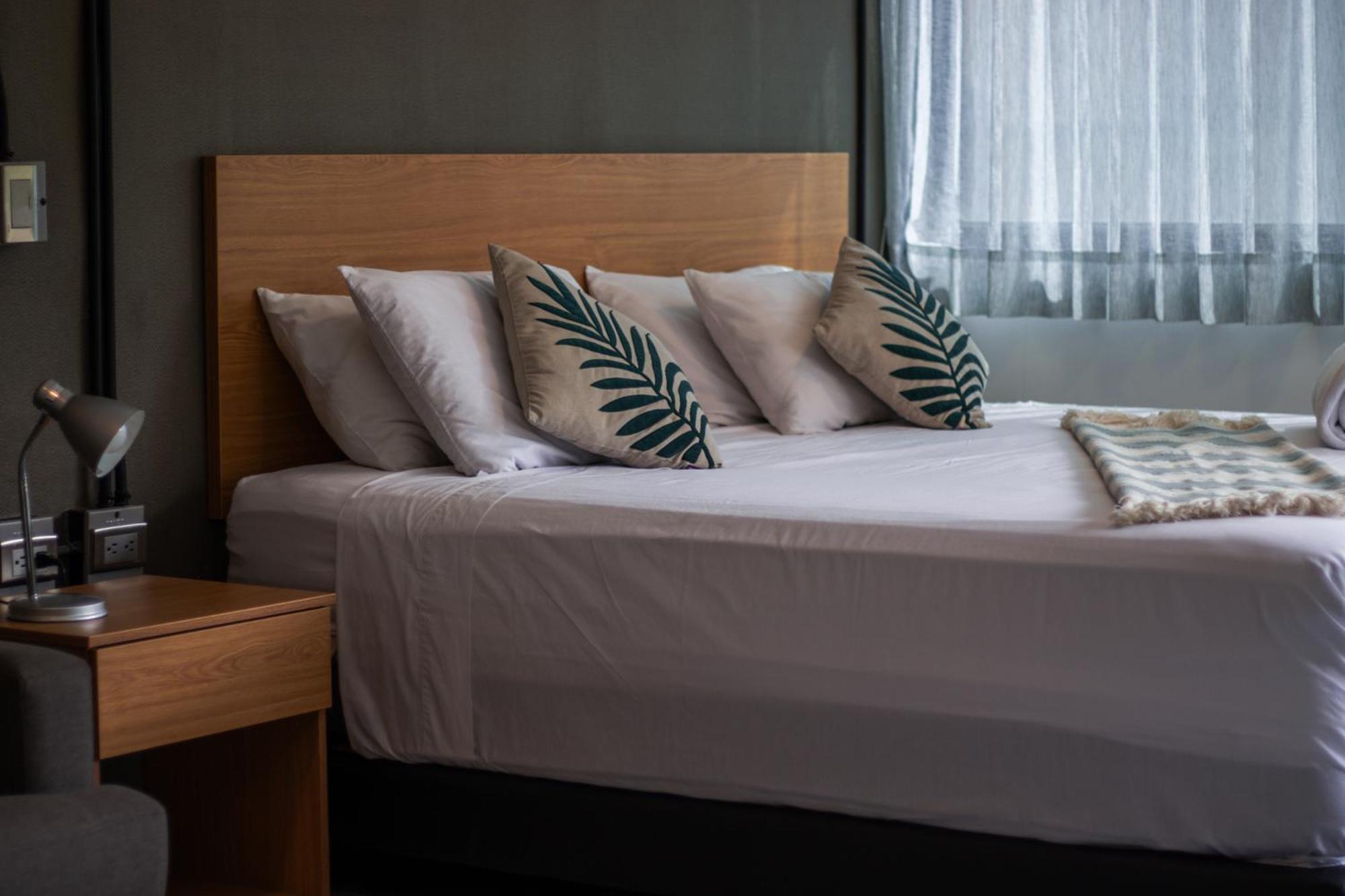 Hotel Bambu Milla De Oro Medellín Buitenkant foto