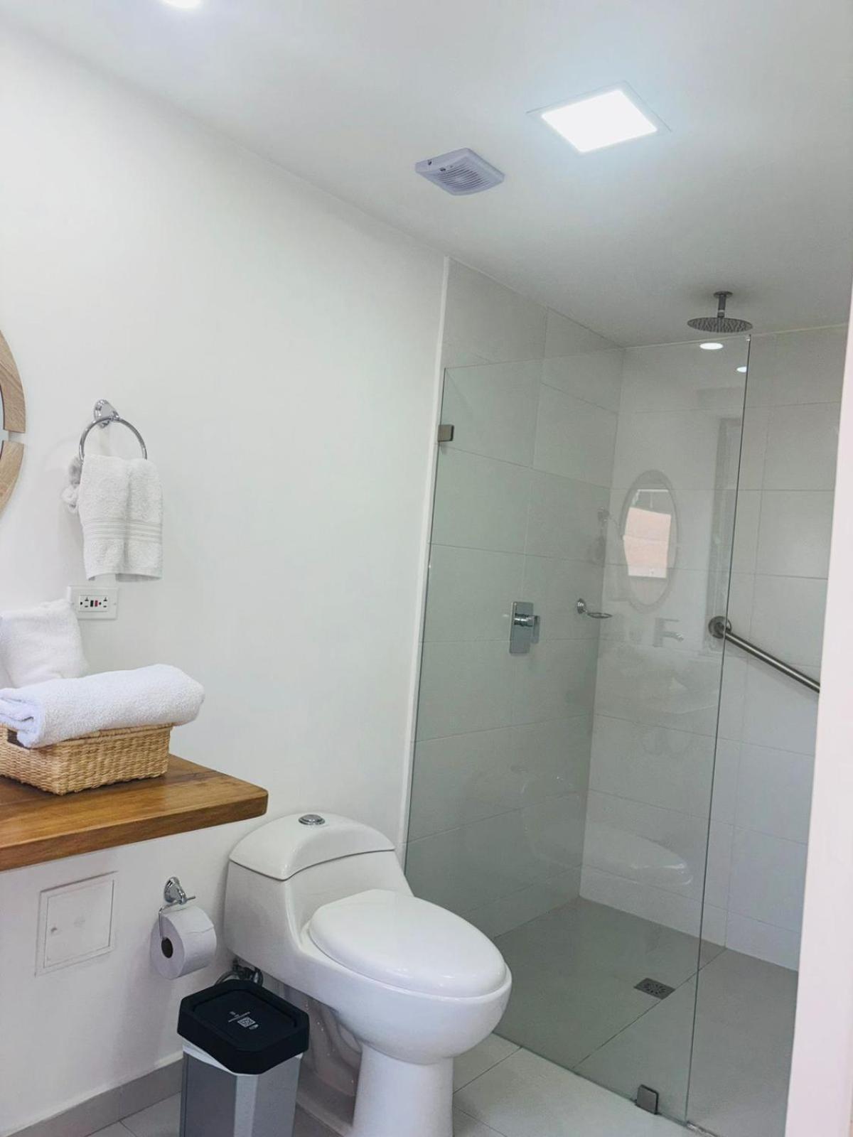 Hotel Bambu Milla De Oro Medellín Buitenkant foto