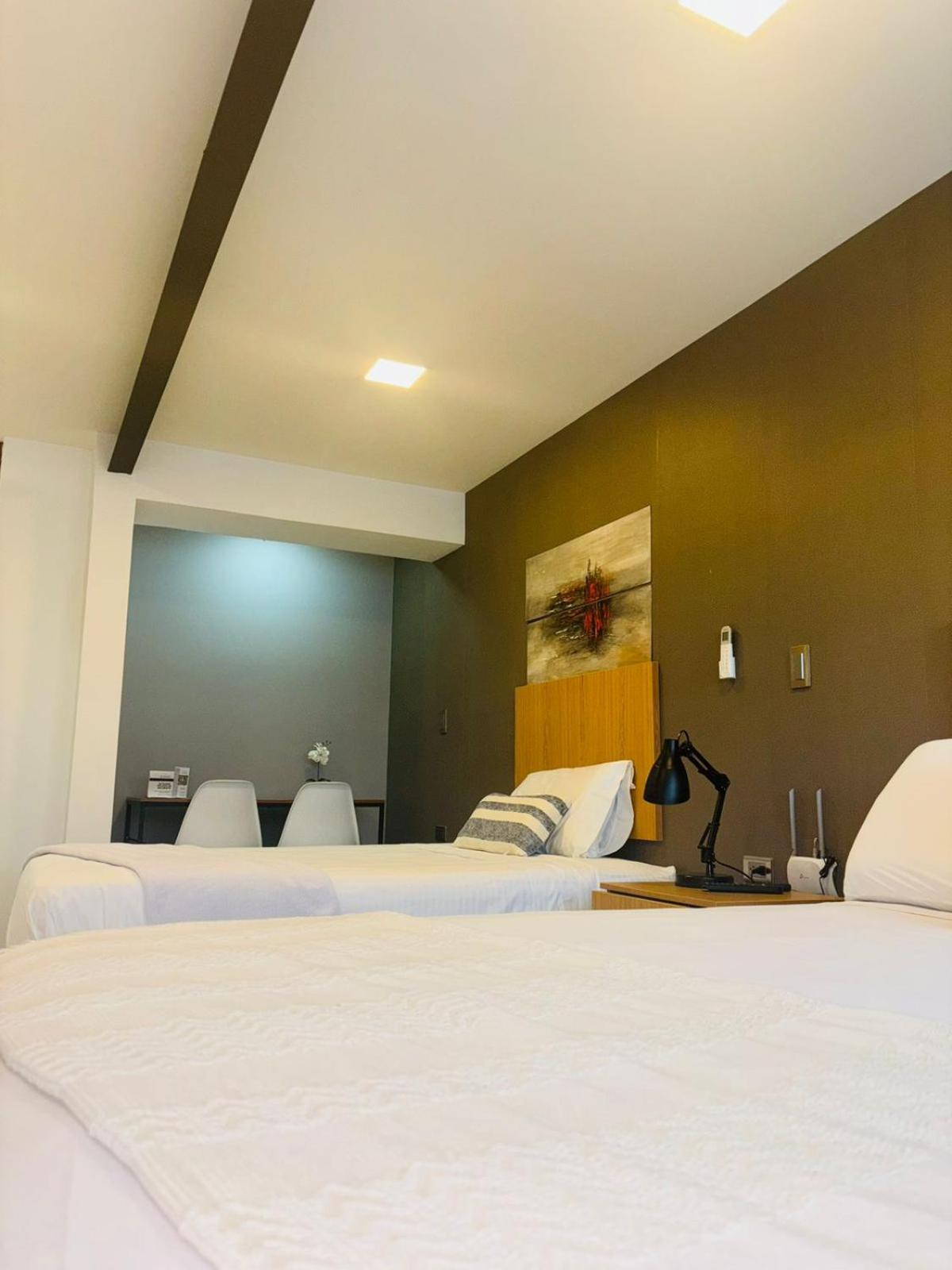 Hotel Bambu Milla De Oro Medellín Buitenkant foto